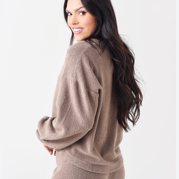 Sundry small set - Picture 2 of 3